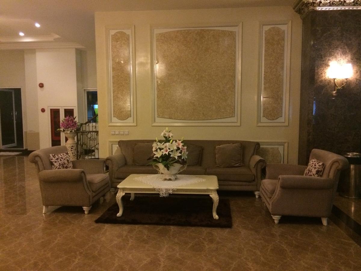 Lk Noble Suite Pattaya Extérieur photo