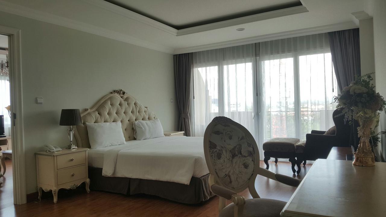 Lk Noble Suite Pattaya Extérieur photo
